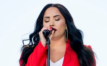 Demi Lovato escribe canciones mientras continúa en rehabilitación