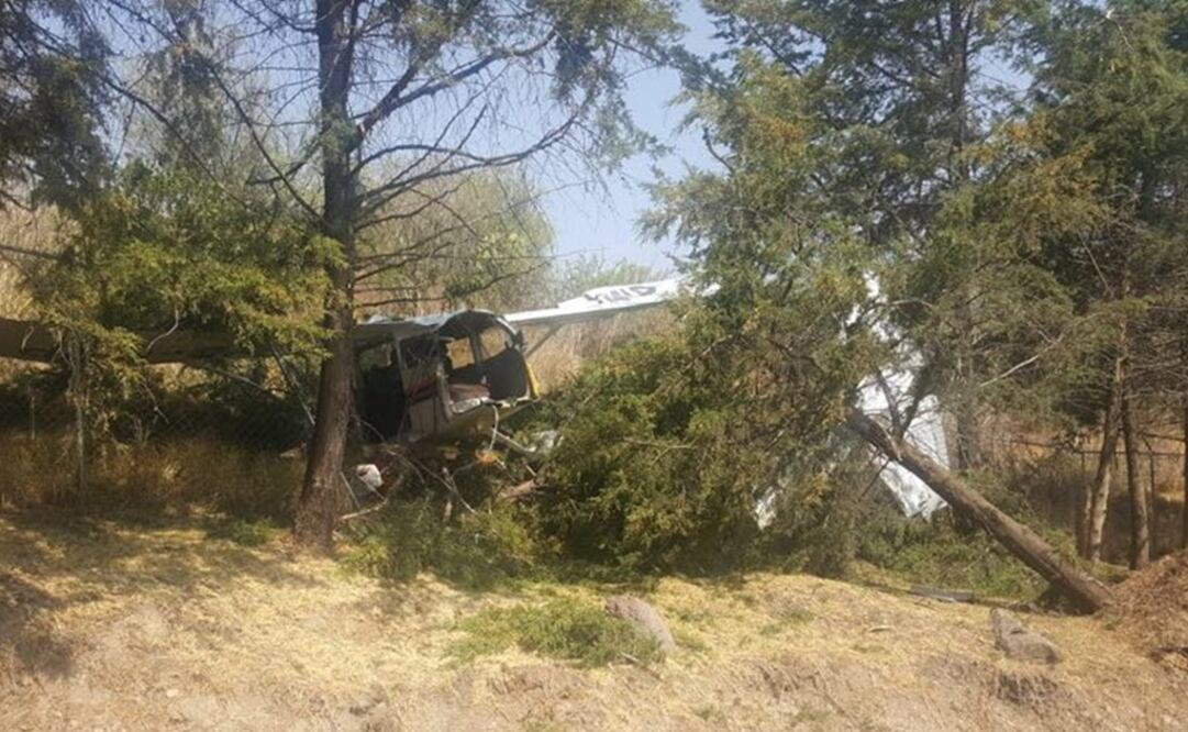 La aeronave se desplomó a las 11:30 horas en el Rancho Los Azulejos. Foto: Especial