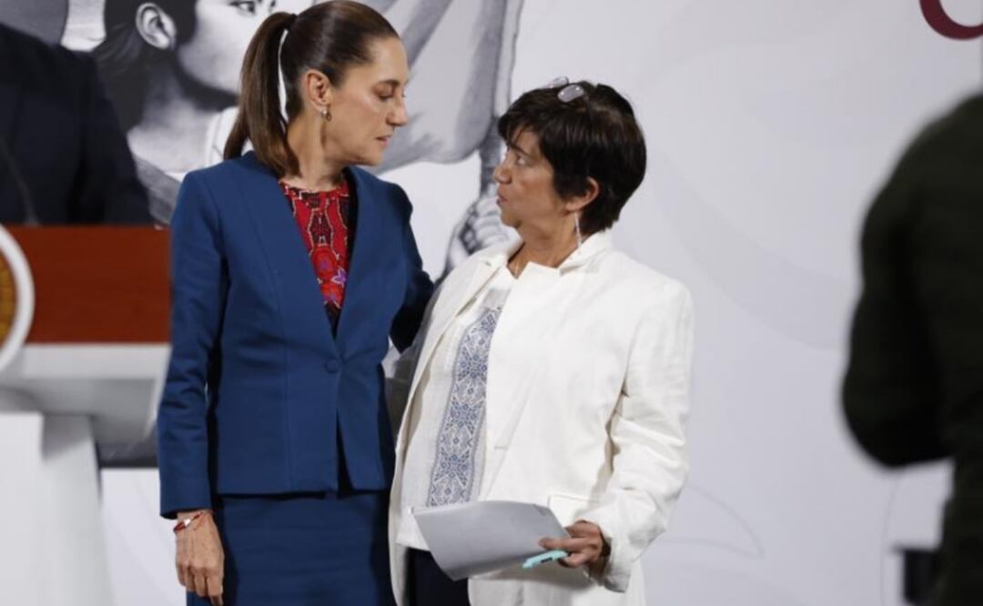 Presidenta Claudia Sheinbaum y Edna Vega, titular de la Sedatu en conferencia de prensa matutina. Foto: Diego Simón / EL UNIVERSAL
