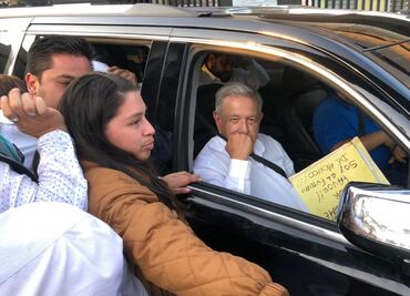 "No somos banqueros, somos siervos de la nación": AMLO pide en Banco Bienestar trabajar como reloj