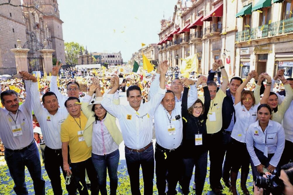 El gobernador de Michoacán, Silvano Aureoles Conejo, dice que el Partido de la Revolución Democrática, con 6 millones de afiliados, es y será siempre el principal partido de izquierda en México (FOTOS: CORTESÍA)