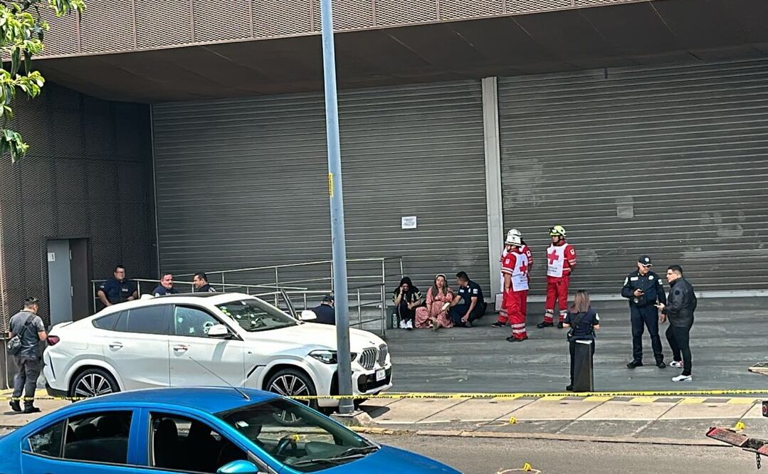 El sujeto, quien perdió la vida debido a las heridas de bala, fue identificado como Luis Antonio Gutiérrez Herrera, excolaborador del alcalde con licencia de Tlalnepantla, Antonio Rodríguez Hurtado. Foto: Especial