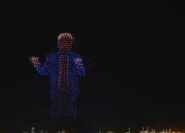 VIDEO: Con drones y al ritmo de YMCA, Trump "ilumina" el cielo de Miami; le rinden espectáculo al presidente