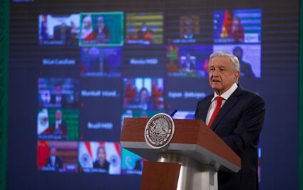 INE pide a AMLO cumplir la ley en sus "mañaneras" o será acreedor a una amonestación