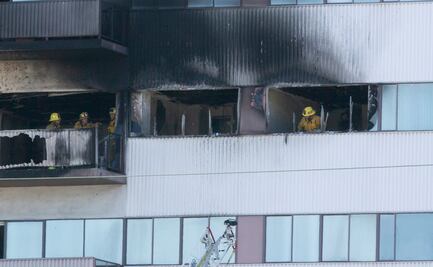 Evacuan edificio de 25 pisos en Los Ángeles por incendio en un balcón 