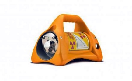 Hallan auto que transportaba fuente radiactiva