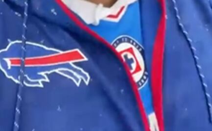 Aficionado de Cruz Azul "le echó la sal" a los Bills 