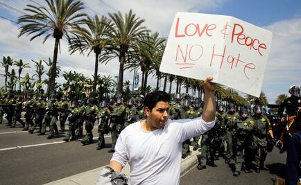 Arrestan a 16 tras protesta por visita de Trump a Anaheim