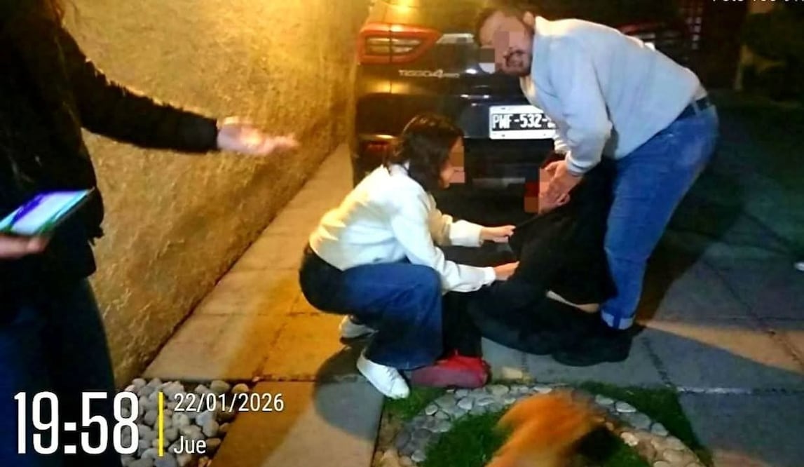 Mujer permanece grave tras asalto a casa habitación en Bosques de Lago; familia pide apoyo para gastos médicos. Foto: Especial