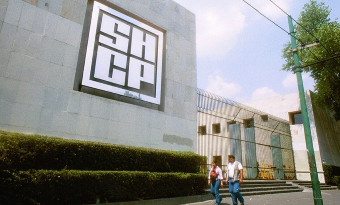 Recession in Mexico: GDP forecast to contract as coronavirus crisis deepens