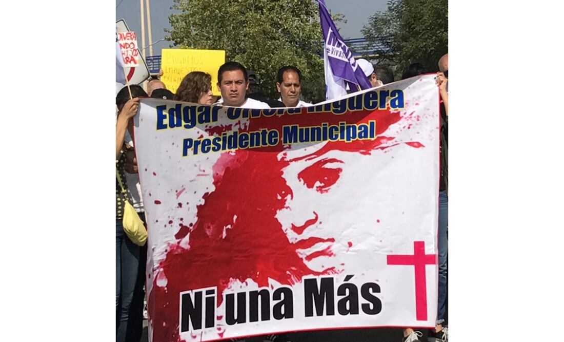Los vecinos protestaron en la glorieta de Lomas Verdes. (Foto: Rebeca Jiménez/El Universal)