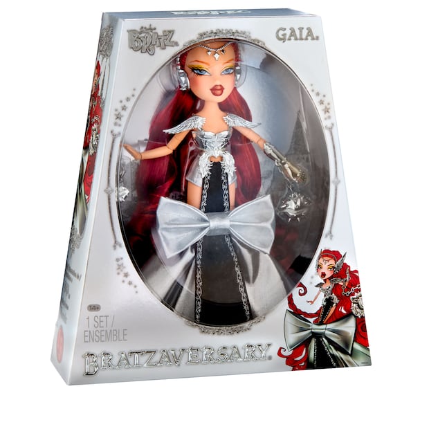 Con un look moderno, la Bratzaversary Doll 2026 se convierte en una pieza única para coleccionistas. Foto: Cortesía Bratz