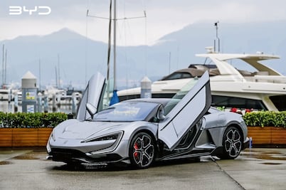 China le pone aranceles a los autos europeos