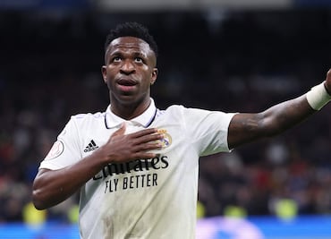 Vinicius responde a las agresiones con goles y deja un mensaje: "Madrid hay uno solo"
