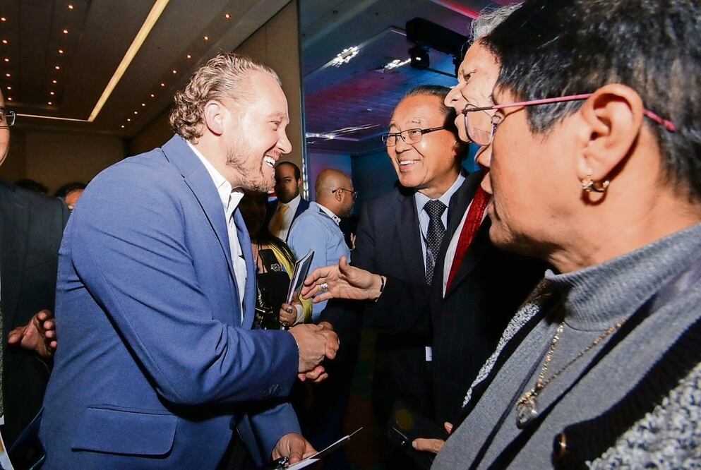 El candidato de la coalición Va por la CDMX por la mañana participó en un foro. Foto: Especial