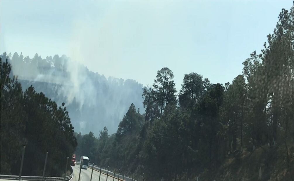 Incendios forestales siguen activos en Edomex. Foto: Rebeca Jiménez