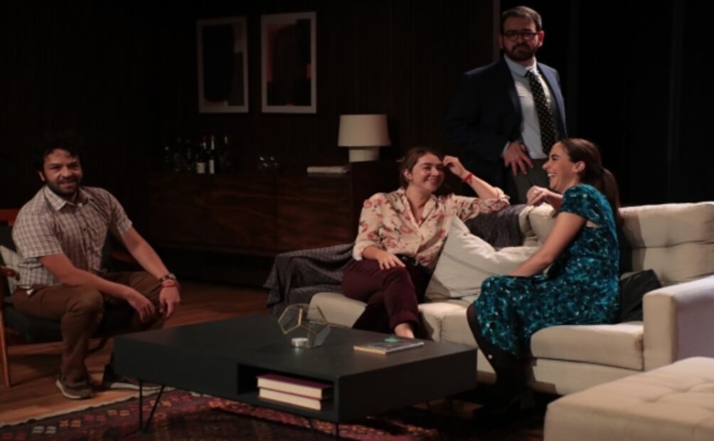 "Tres versiones de la vida", una obra de Yasmina Reza sobre los destinos paralelos