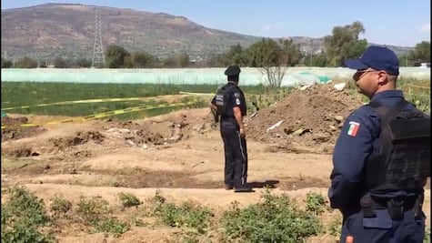 Pobladores reclaman su "huachicol" a soldados durante operativo en Otumba