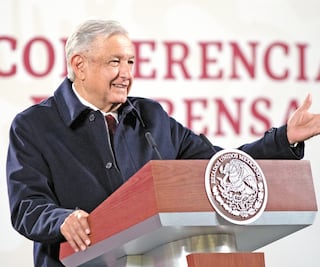Descalifica AMLO alianza contra Morena