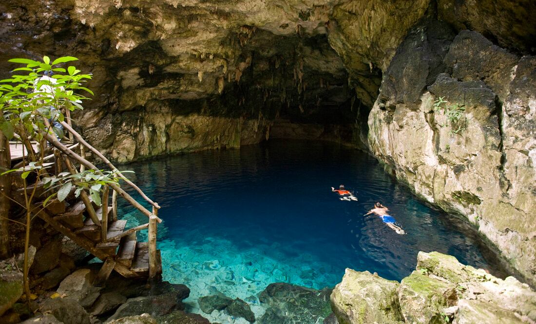 Chelentún es un cenote semicerrado y uno de los más visitados. (Foto: Sefotur Yucatán)
