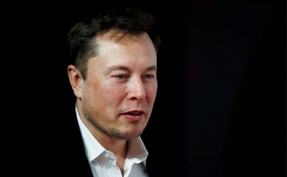 Tesla mantiene operaciones en su planta a pesar del coronavirus