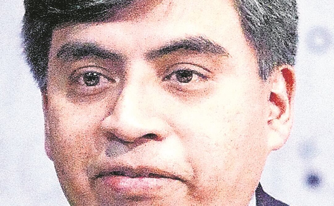 Asesor de AMLO aprueba examen