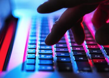 Microsoft denuncia ataques de hackers rusos a las campañas en EU de Biden y Trump