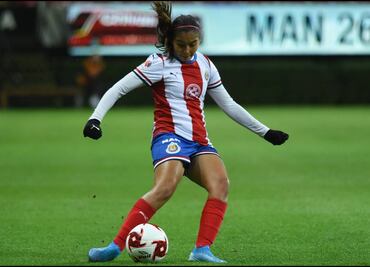 Primero el título con Chivas, después Europa: Nicole Pérez