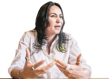 “Cojan rico pero con amor, no se embaracen, no sean güeyes", dice delegada de Iztapalapa a jóvenes