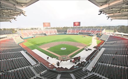 Techo del nuevo estadio de los Diablos no resiste tormentas