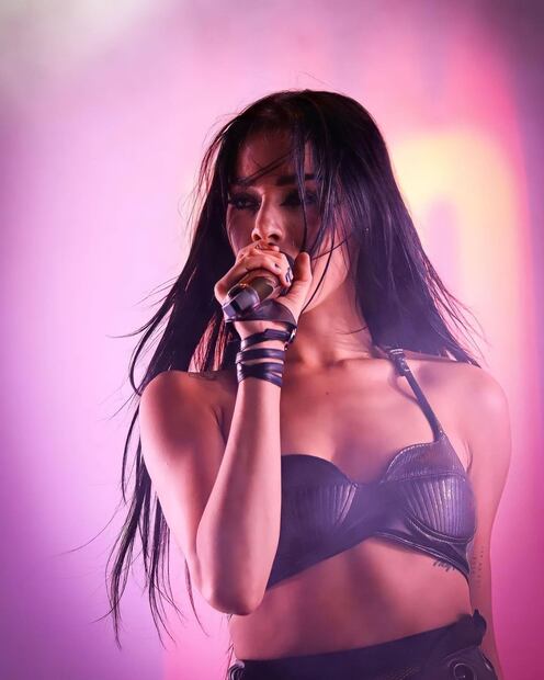 Danna Paola posando. Fuente: Instagram @dannapaola