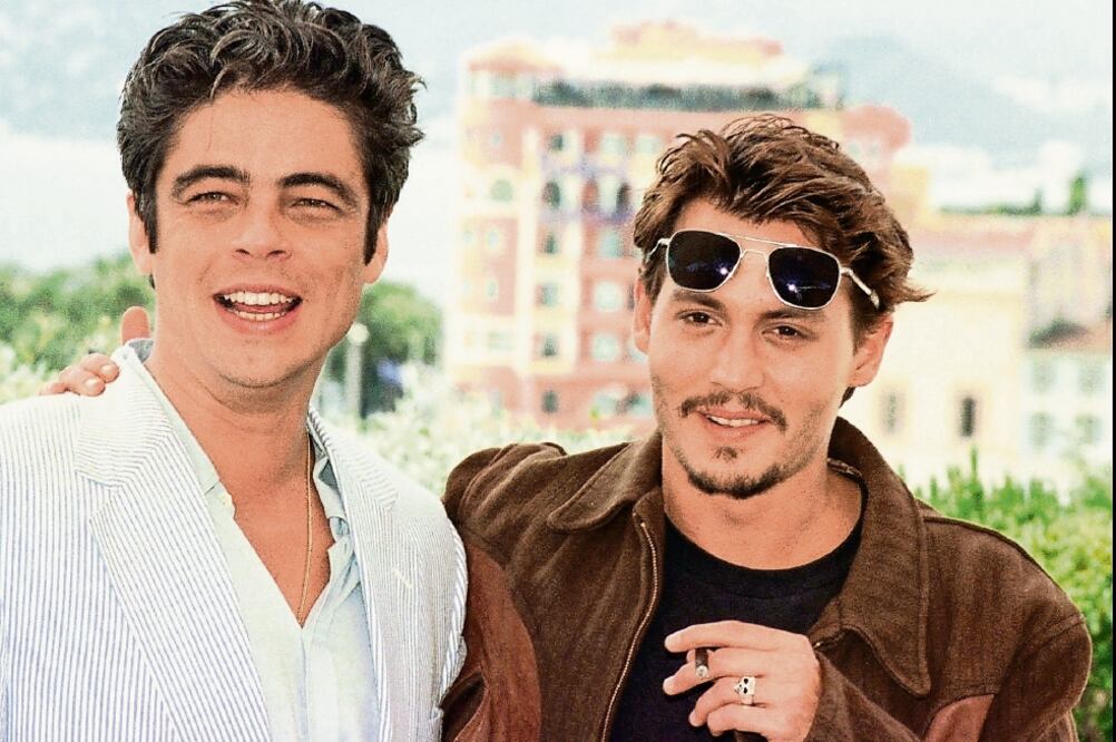 Del Toro afirma que vio a Depp con Heard en enero, y se veían normales (LAURENT REBOURS. AP)