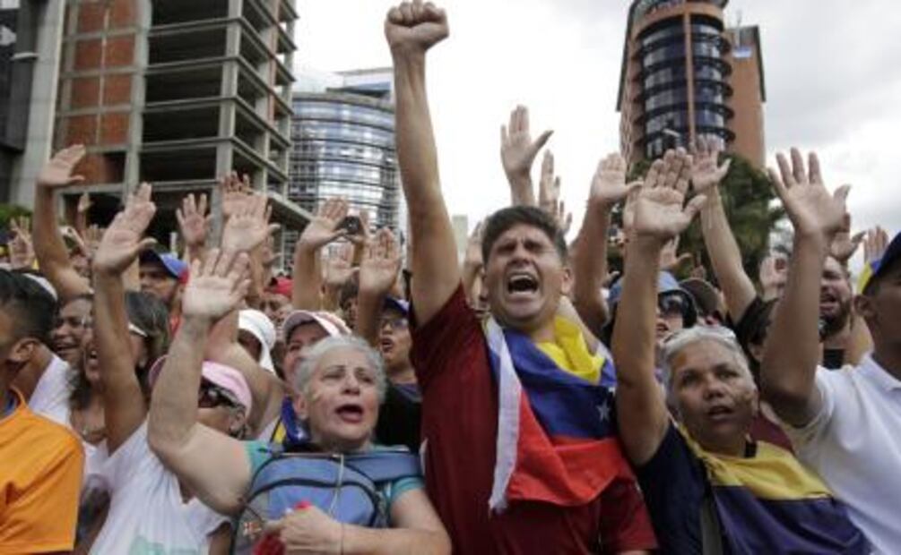 El viaje de Maduro y Ebrard