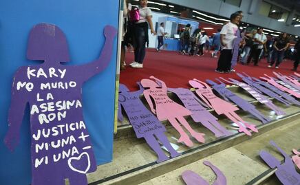 Verdad y justicia exigen en la FIL, mamás de víctimas de feminicidios