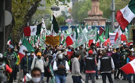 Inicia marcha FRENAAA hacia el Ángel de la independencia
