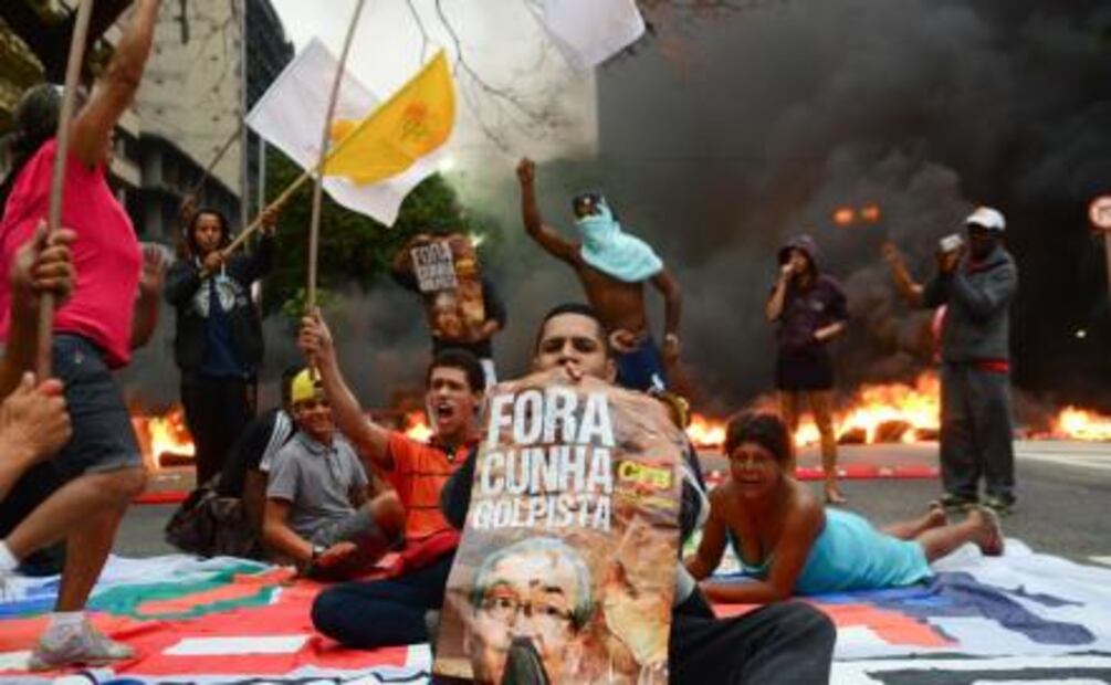 Brasil: Violentas protestas contra juicio a Rousseff