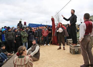 Shakespeare's Globe lleva "Hamlet" a refugiados