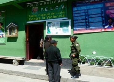 Se suicida en Bolivia mujer que usaba a su hija de 8 años para pornografía