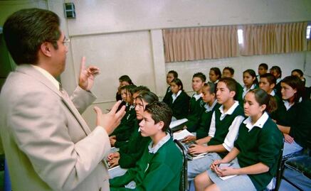 Buscan eliminar sistema de carrera magisterial