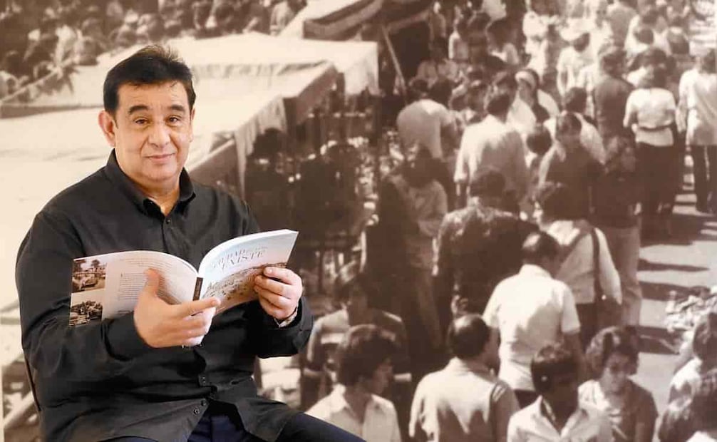 Carlos Villasana, cofundador de Mochilazo en el Tiempo, cronista, escritor de dos libros "La Ciudad que ya no existe" volumen I y II y experto investigador iconográfico de edificios, personajes y costumbres de la CDMX; además de entusiasta colaborador de esta sección. Foto: Juan Boites/EL UNIVERSAL.