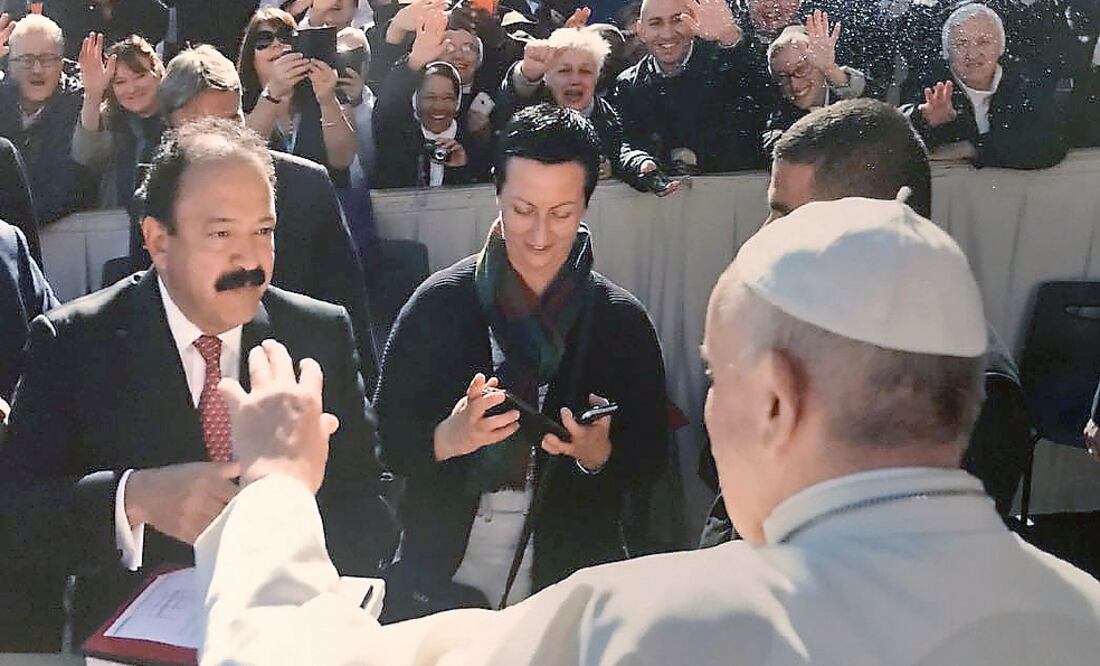 Miguel Ángel Mancera destacó que previo a la ceremonia, Armando Ahued presentó el programa en audiencia pública al papa Francisco, en el Vaticano. (ARCHIVO EL UNIVERSAL)