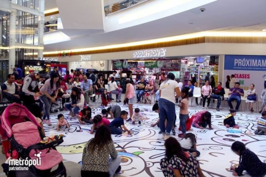Así es la plaza Metrópoli Patriotismo donde se registró una balacera que dejó una persona muerta