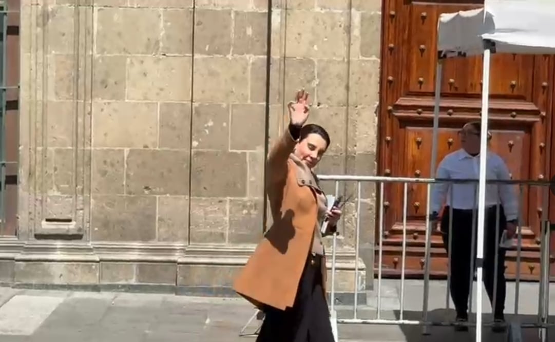 La secretaria de Turismo, Josefina Rodríguez Zamora, arribó este lunes 23 de febrero del 2026 a Palacio Nacional. Foto: captura de pantalla