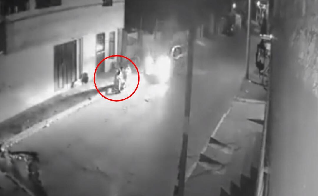 Buscan a automovilista que atropelló a tres hermanas que estaban viendo el eclipse lunar en Puebla