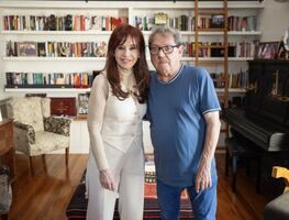 Paco Ignacio Taibo II visita a Cristina Kirchner en Argentina en medio de su condena domiciliaria