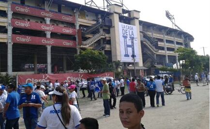 Fumigan estadio hondureño por Chikungunya