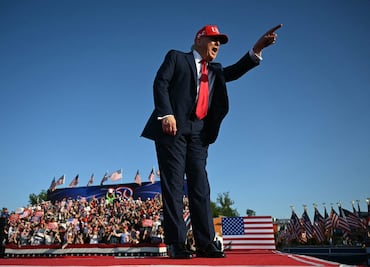 Trump quiere celebrar 250 años de independencia de EU con una pelea de la UFC en la Casa Blanca; "es en serio", dice portavoz