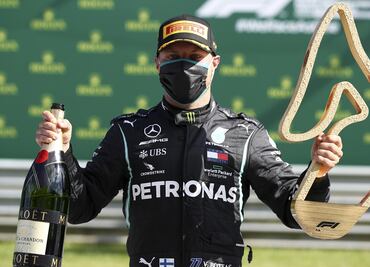 Valtteri Bottas gana el accidentado primer GP del año de la F1