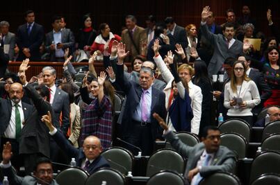 Aprueban diputados reforma política del DF