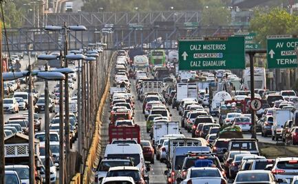 Este miércoles 26 de agosto no circulan autos con engomado rojo